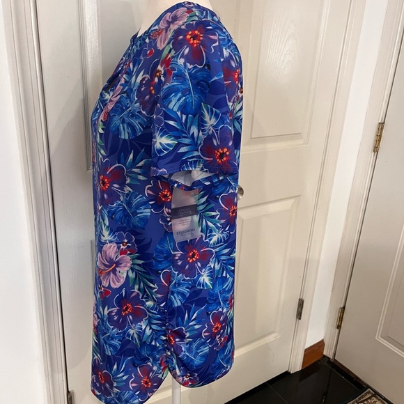 Swim 365 Vibrant Blue Floral Women's Blouse size 14 - Picture 3 of 9